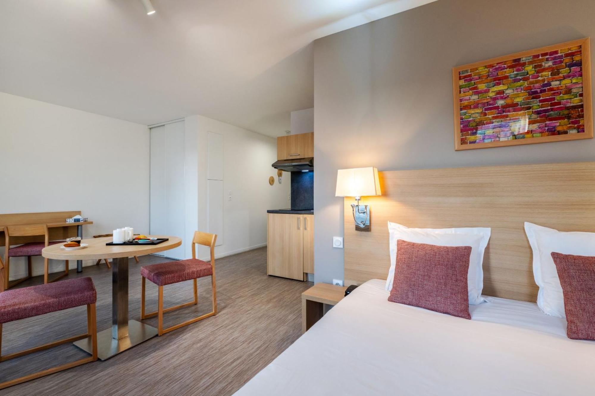 Appart Hotel Odalys City Nantes Cite Des Congres Kültér fotó