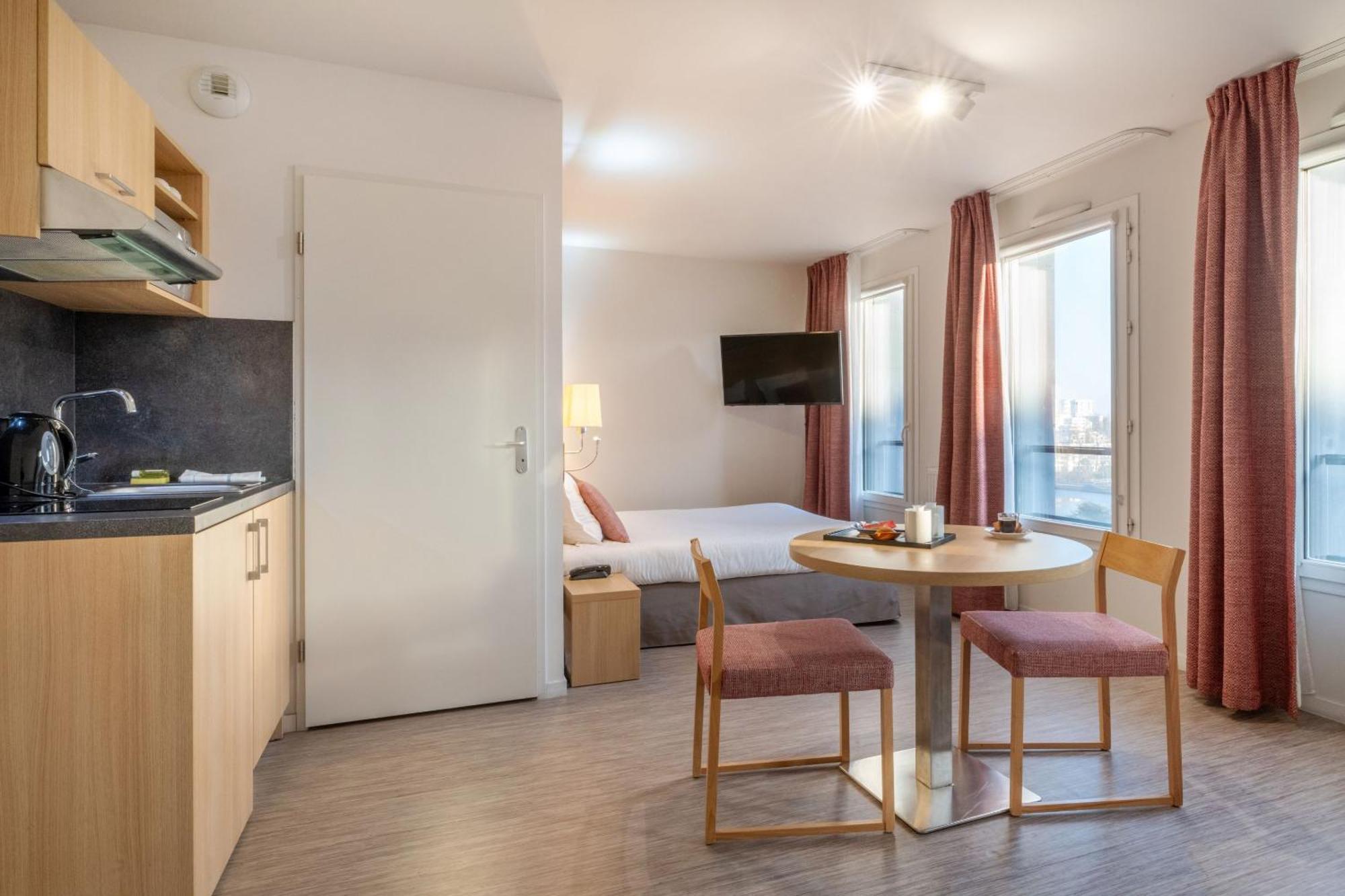 Appart Hotel Odalys City Nantes Cite Des Congres Kültér fotó